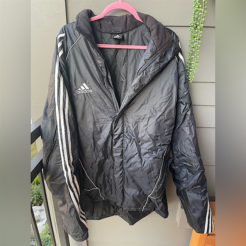 Vintage insulated Adidas Black & White puffer